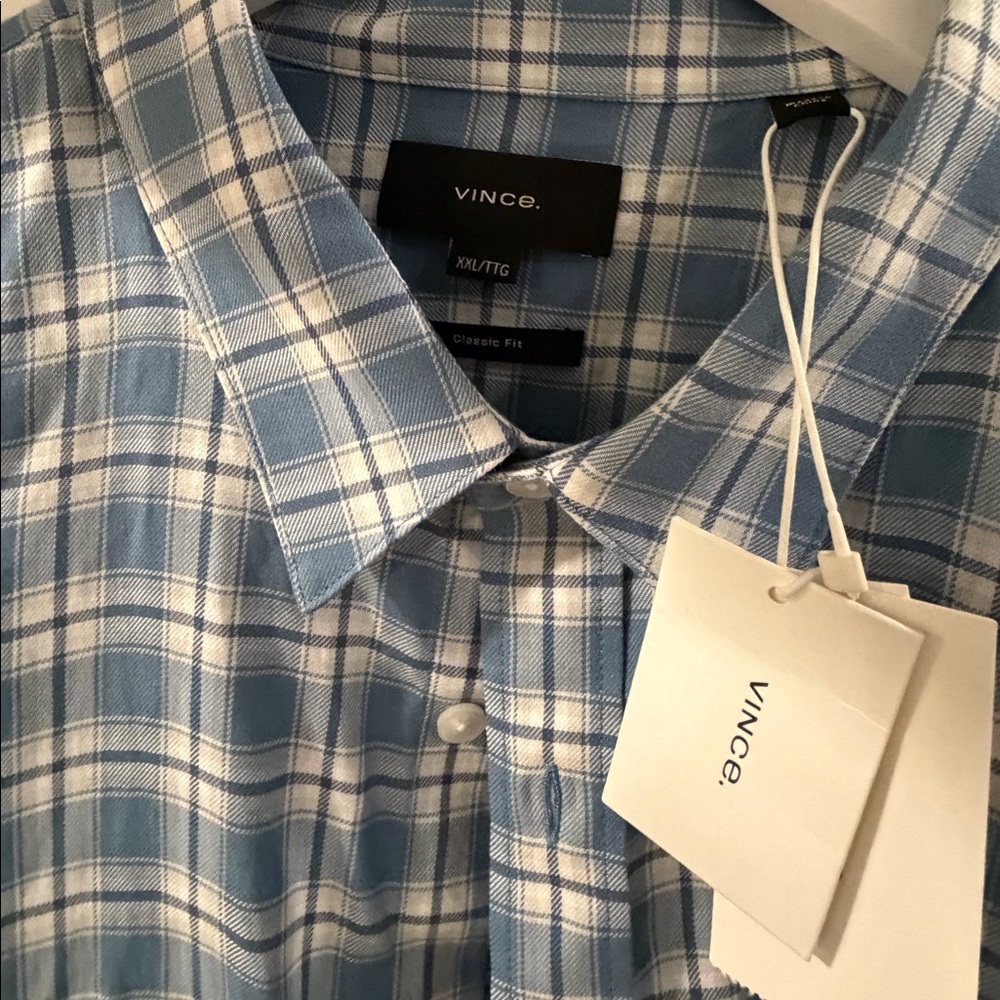Men’s Checkered Short-Sleeve Shirt